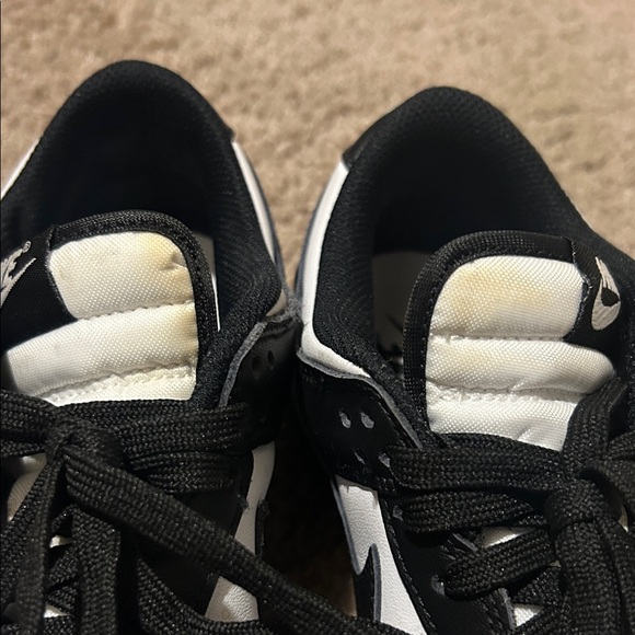 Nike Women Dunk Low Black and White Sneakers - Picture 3 of 6